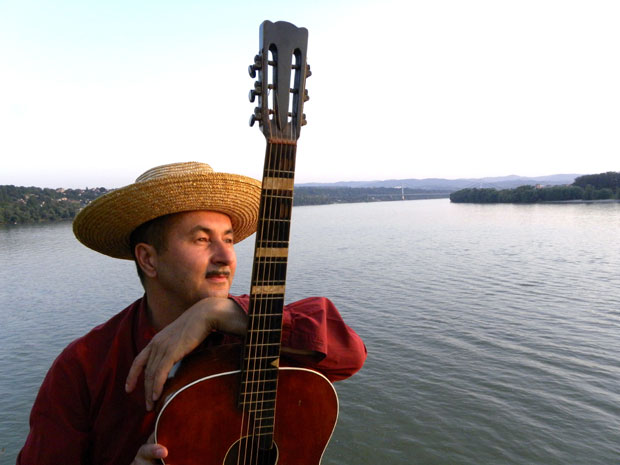 Гарави сокак за пусто острво